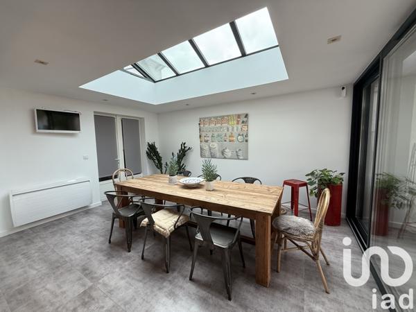 Maison à vendre 6 pièces 208 m² Cognac