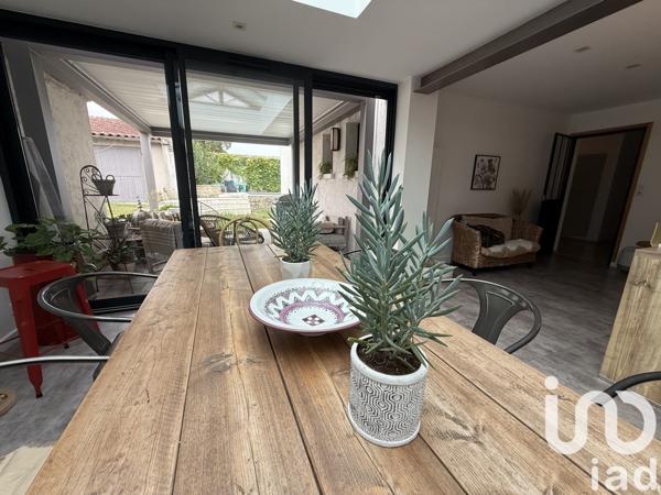 Maison à vendre 6 pièces 208 m² Cognac