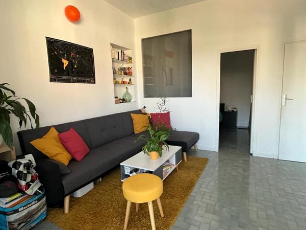 A louer appartement de type 2 à Marseille 13008 Quartier PERIER /  DELIBES