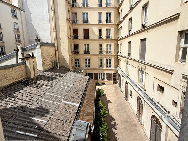 Appartement Paris 1 pièce(s) 25.45 m2