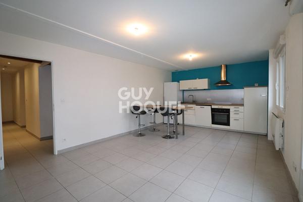 MAISON DE VILLE AVEC GARAGE DOUBLE