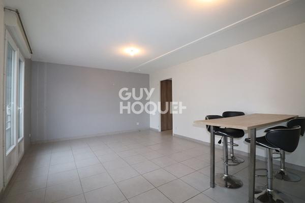 MAISON DE VILLE AVEC GARAGE DOUBLE