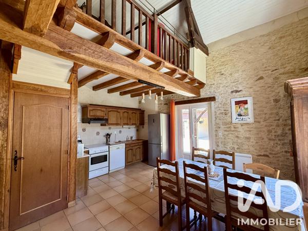 Maison à vendre 12 pièces 240 m² Saint-André-d'Allas
