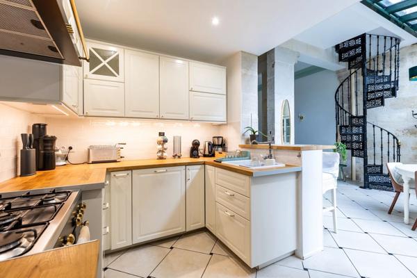 Immeuble de caractère de 266 m² - Bordeaux