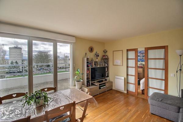 Appartement 4 pièces dernier étage à vendre à Massy - Rare sur le marché