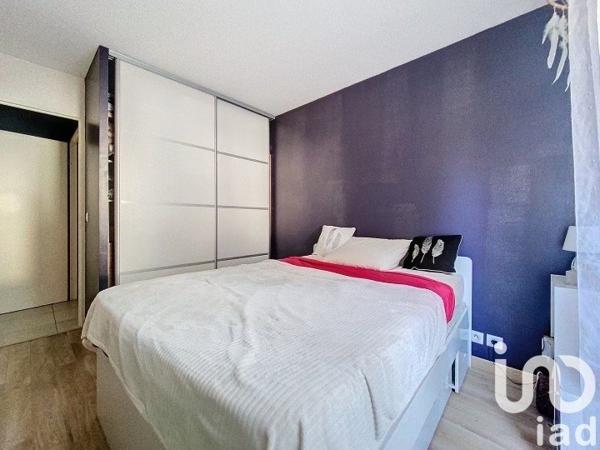 Appartement 3 pièces de 64 m² à Sainte-Geneviève-des-Bois (91700)