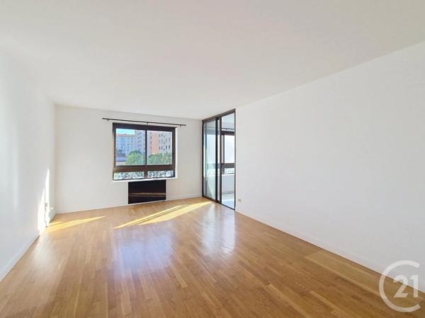 Appartement T3 à vendre  3 pièces - 82,66 m 2   LYON  - 69004