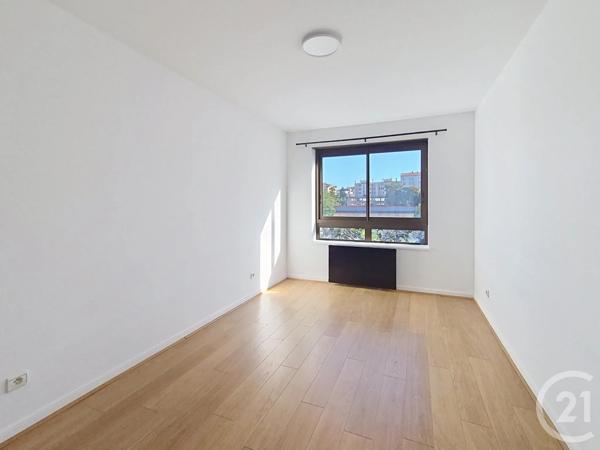 Appartement T3 à vendre  3 pièces - 82,66 m 2   LYON  - 69004