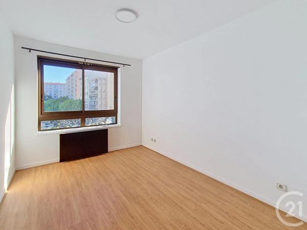 Appartement T3 à vendre  3 pièces - 82,66 m 2   LYON  - 69004