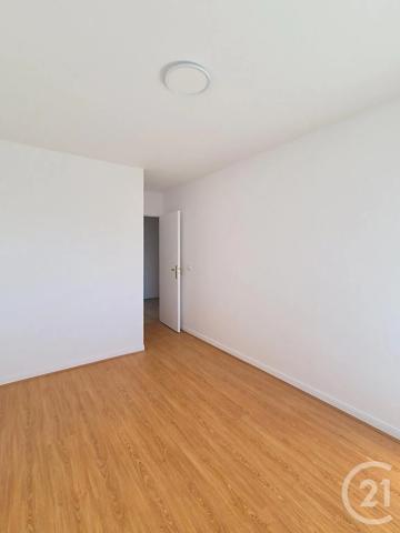 Appartement T3 à vendre  3 pièces - 82,66 m 2   LYON  - 69004