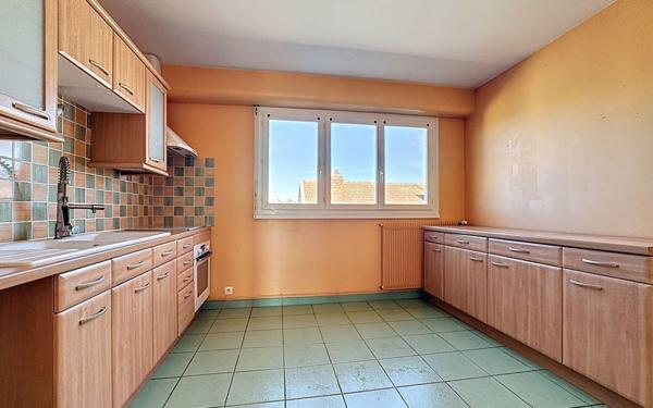 Appartement à vendre    3 pièces • 81 m2 Limoges