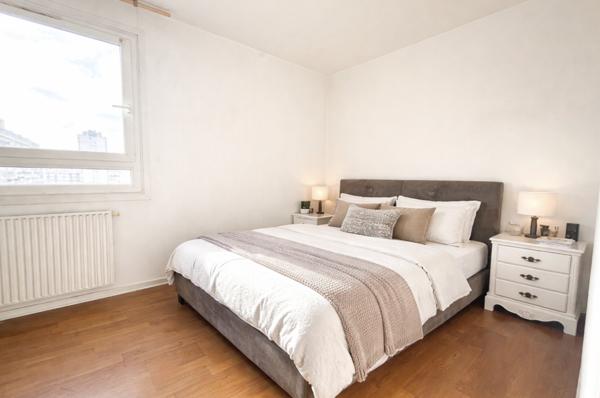 Paris (75018) F3 de 51 m² avec box, cave et vue incroyable –Fort potentiel