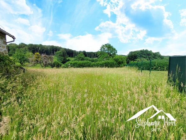 Terrain de 1 015 m² avec fournil – Un cadre paisible pour votre projet