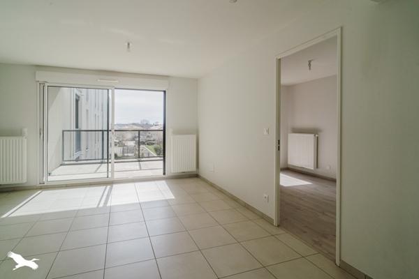 Appartement à vendre |  Chassieu |  2 pièces | 48 m²