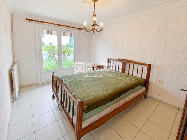 BLANQUEFORT Maison de PLAIN-PIED avec   JARDIN et GARAGE POSSIBILITÉ 3ème CHAMBRE