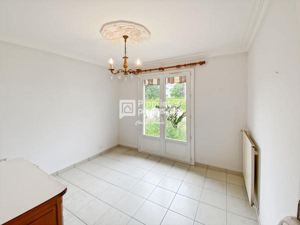 BLANQUEFORT Maison de PLAIN-PIED avec   JARDIN et GARAGE POSSIBILITÉ 3ème CHAMBRE