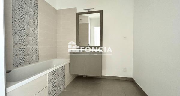 Location Appartement 3 pièces 60.32 m² - Lyon 69008