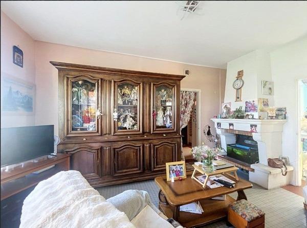 Maison 104 832 € Saint-Aigulin 4 p 80 m² DPE D