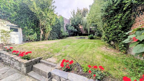 Maison à ROUBAIX, 59100 - 5 pièces 269m²