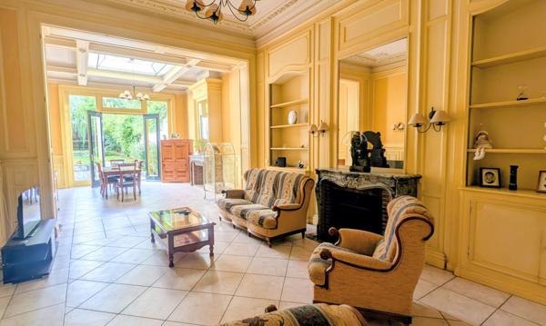 Maison à ROUBAIX, 59100 - 5 pièces 269m²