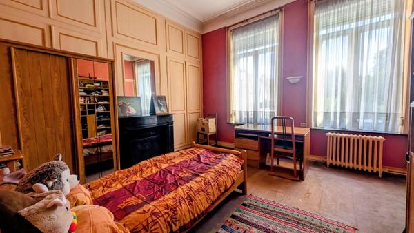 Maison à ROUBAIX, 59100 - 5 pièces 269m²