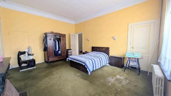 Maison à ROUBAIX, 59100 - 5 pièces 269m²