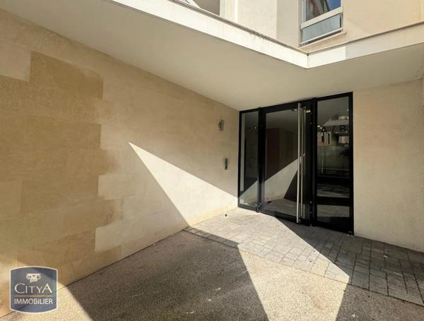 Appartement à louer 3 pièces 57.14m² Marseille 8e Arrondissement (13008)