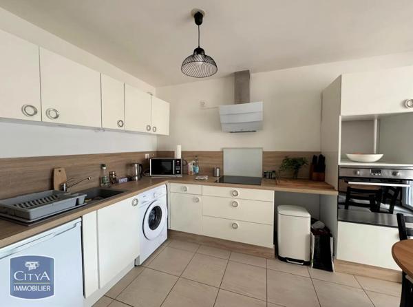 Appartement à louer 3 pièces 57.14m² Marseille 8e Arrondissement (13008)
