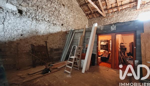 Maison à vendre 5 pièces 101 m² Saint-Pierre-du-Champ