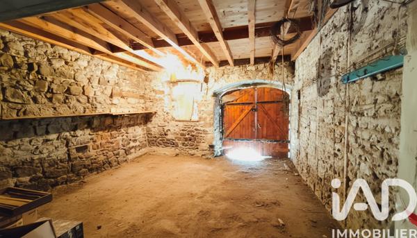 Maison à vendre 5 pièces 101 m² Saint-Pierre-du-Champ