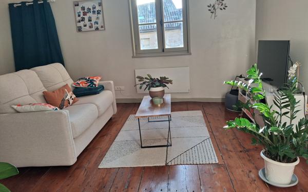 Appartement à louer    3 pièces •  Saintes