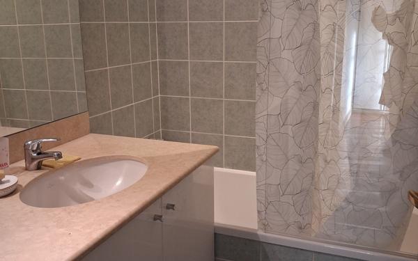 Appartement à louer    3 pièces •  Saintes