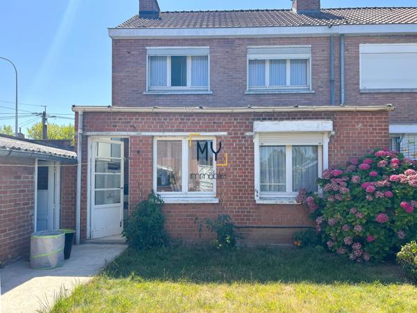 MAISON BÂTIR SEMI-INDIVIDUELLE À TRAVAUX AVEC JARDIN & GARAGE