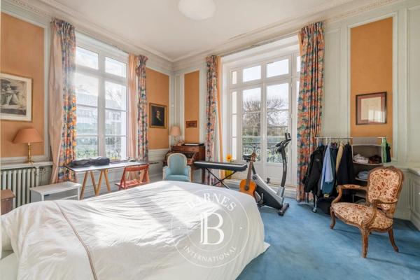 Le Chesnay, Appartement 3 Chambres -  155 m² à vendre