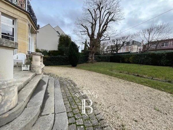 Le Chesnay, Appartement 3 Chambres -  155 m² à vendre
