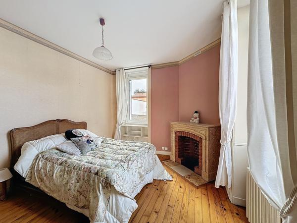 Maison 5 pièces - 225 m²