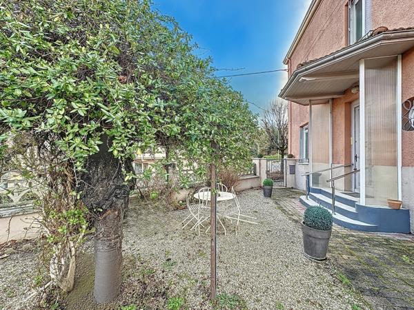 Maison 5 pièces - 225 m²