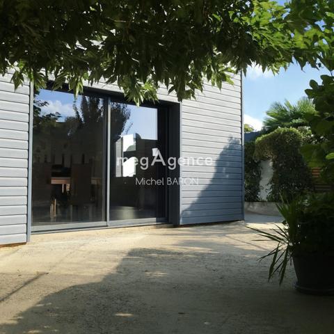 Maison à Château-Gontier-sur-Mayenne, 53200 - 6 pièces 173m²