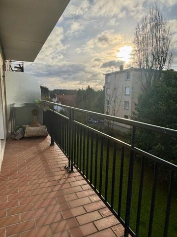 Appartement L Hay Les Roses 4 pièces 71.80 m2