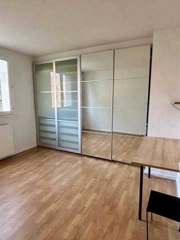 Appartement L Hay Les Roses 4 pièces 71.80 m2