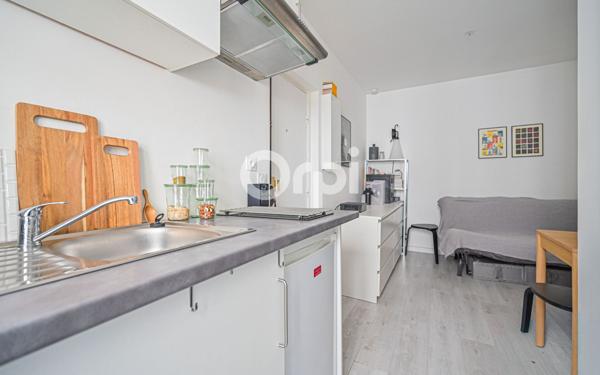 Appartement à vendre    1 pièce • 13 m2 Paris 20