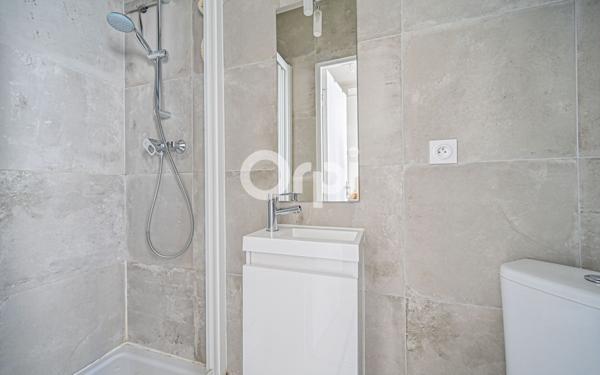 Appartement à vendre    1 pièce • 13 m2 Paris 20