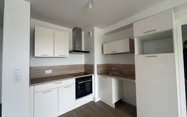 Appartement à louer    3 pièces •  Ploudalmézeau