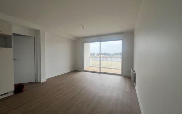 Appartement à louer    3 pièces •  Ploudalmézeau