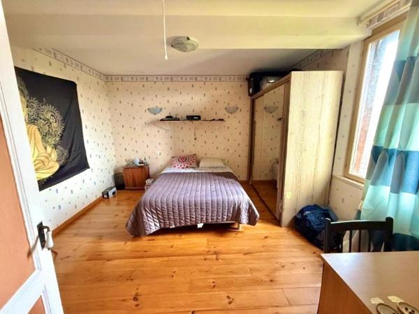 FERME TRADITIONNELLE PIERRE/COLOMBAGE AVEC GRAND TERRAIN CLOS