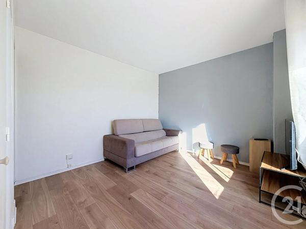 Appartement Studio à vendre  1 pièce - 17,60 m 2   FREJUS  - 83