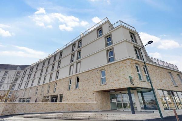 A VENDRE POUR INVEST LMNP SOUS BAIL COMMERCIAL : Appartement 1 pièce de 17,6 m² situé à Palaiseau (91)