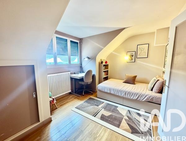 Maison à vendre 5 pièces 189 m² Épernay