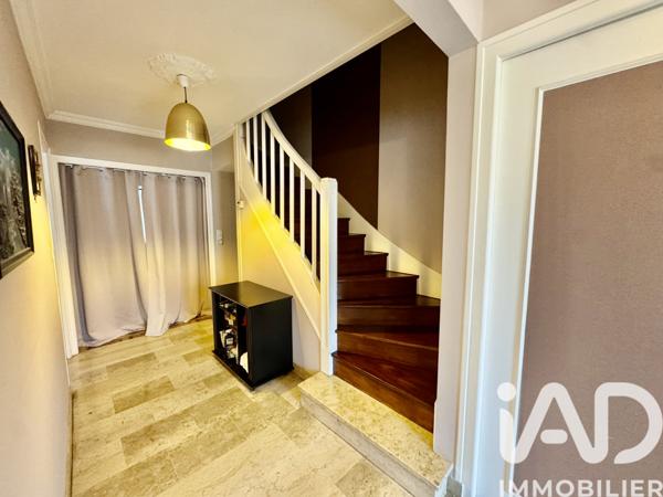 Maison à vendre 5 pièces 189 m² Épernay
