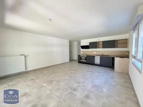 Appartement à louer 3 pièces 65.59m²